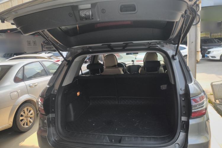Used Brilliance V6 2018 1.5T Manual Elite Model Trunk