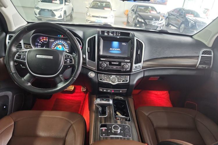 Used Haval H9 2017 2.0T Gasoline 4x4 Luxury 7-Seater
