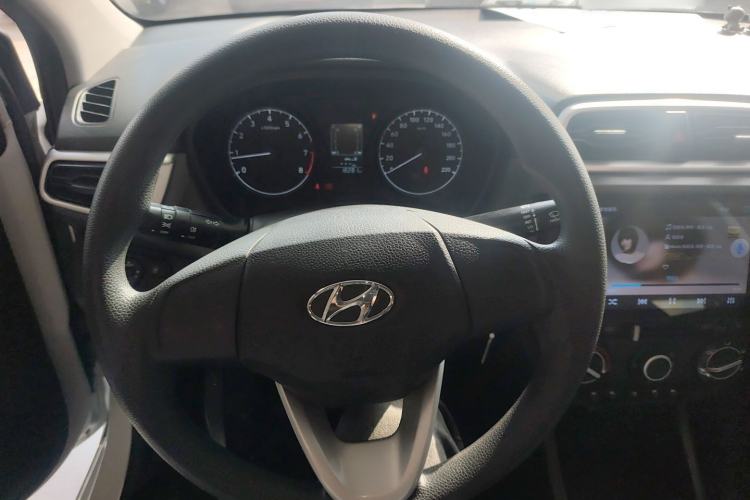 Used Hyundai Verna (older generation) 2020 1.4L Manual GL Refreshed Edition
