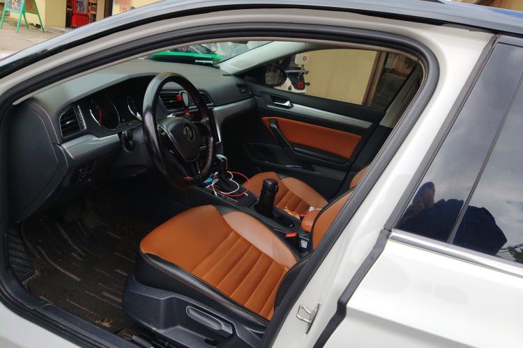 Used Volkswagen Lamando 2018 230TSI DSG Fashion Edition
