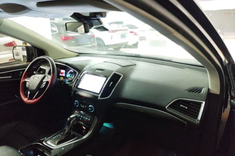 Used Ford Edge 2018 EcoBoost 245 Two-Wheel-Drive Titanium 7-Seater China VI Standard
