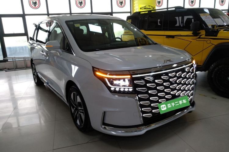 Used JAC Refine RF8 PHEV 2024 Zhiling Edition 1.5T 150KM Prestige Model – Lithium Iron Phosphate Front Right 45 Deg