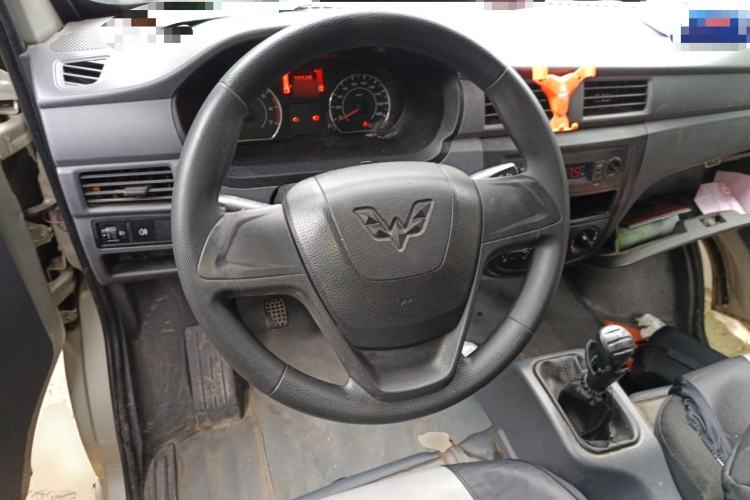 Used Wuling Zhiguang 2015 1.2L S Practical Model LSI