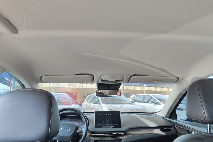 Used Hongqi E-QM5 2022 431 km Charge & Enjoy Edition Headliner