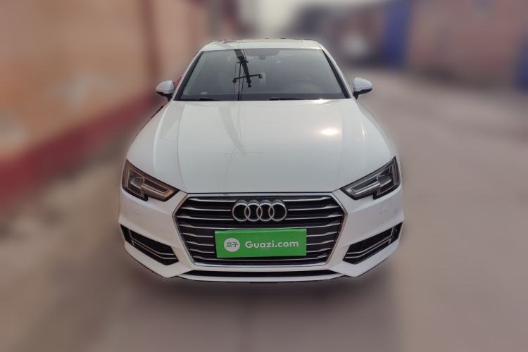 Used Audi A4L 2019 40 TFSI Ambition China VI
