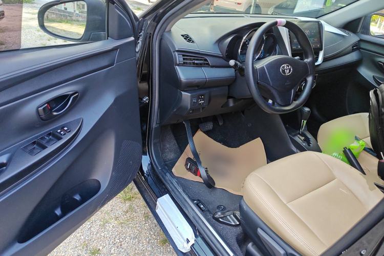 Used Toyota YARiS L Zhi Xiang 2019 1.5E CVT Dynamic Edition China VI compliant Interior 3