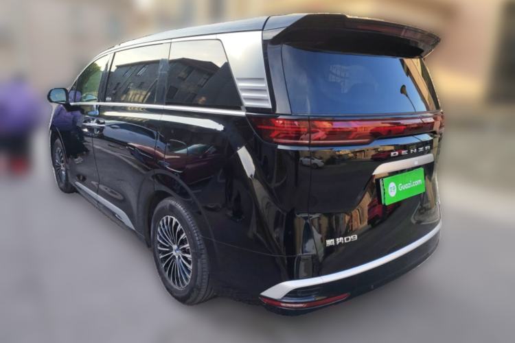 Used Denza D9 2024 DM-i 980 Four-Wheel Drive Prestige Model
