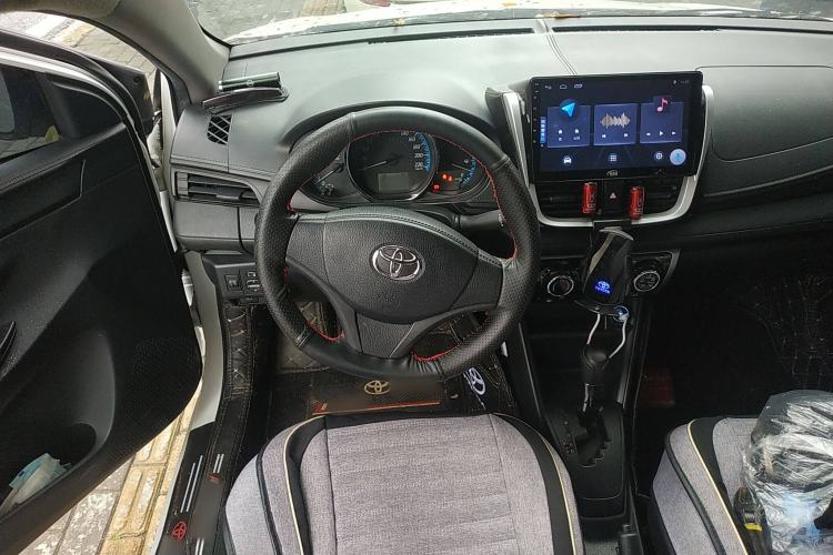 Used Toyota YARiS L Zhi Xiang 2017 1.5E CVT Dynamic Edition Steering Wheel