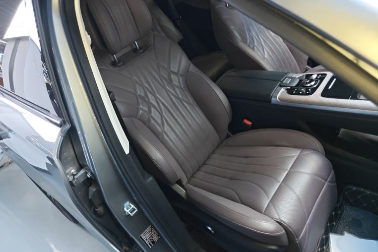 Used Chery Tiggo 9 C-DM 2025 1.5T 106KM Ultra-Comfort Edition 5 Seats Lithium-NMC Right Front Seat