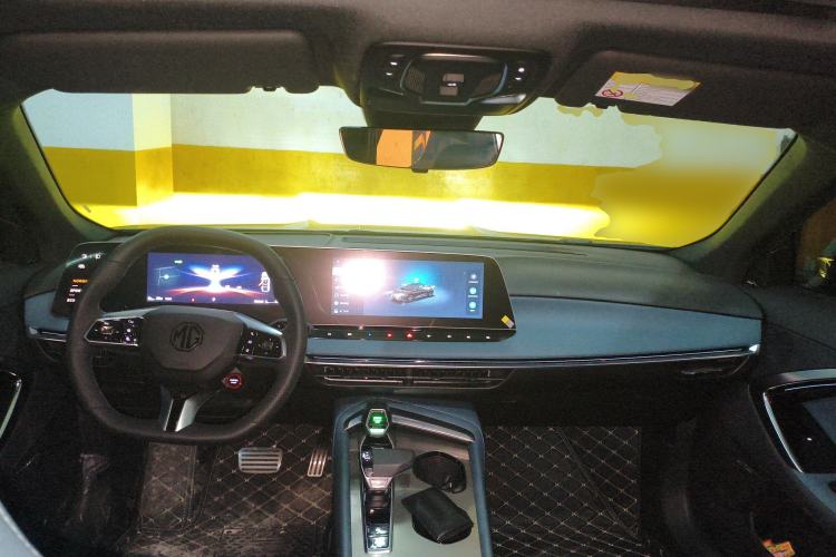 Used MG 7 2023 1.5T DCT Elegant & Graceful Edition Center Console