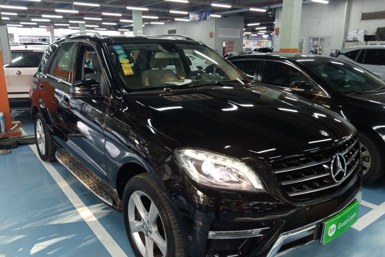 Used Mercedes-Benz M-Class 2014 ML 400 4MATIC Dynamic Model
