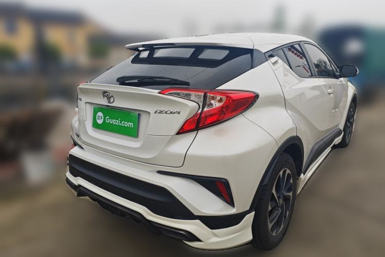 Used Toyota IZOA 2018 2.0L Yichi Edition China V Standard Rear Right 45 Deg