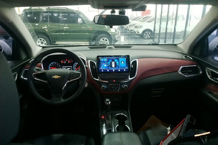 Used Chevrolet Equinox 2017 535T Automatic Lingjie Edition Center Console