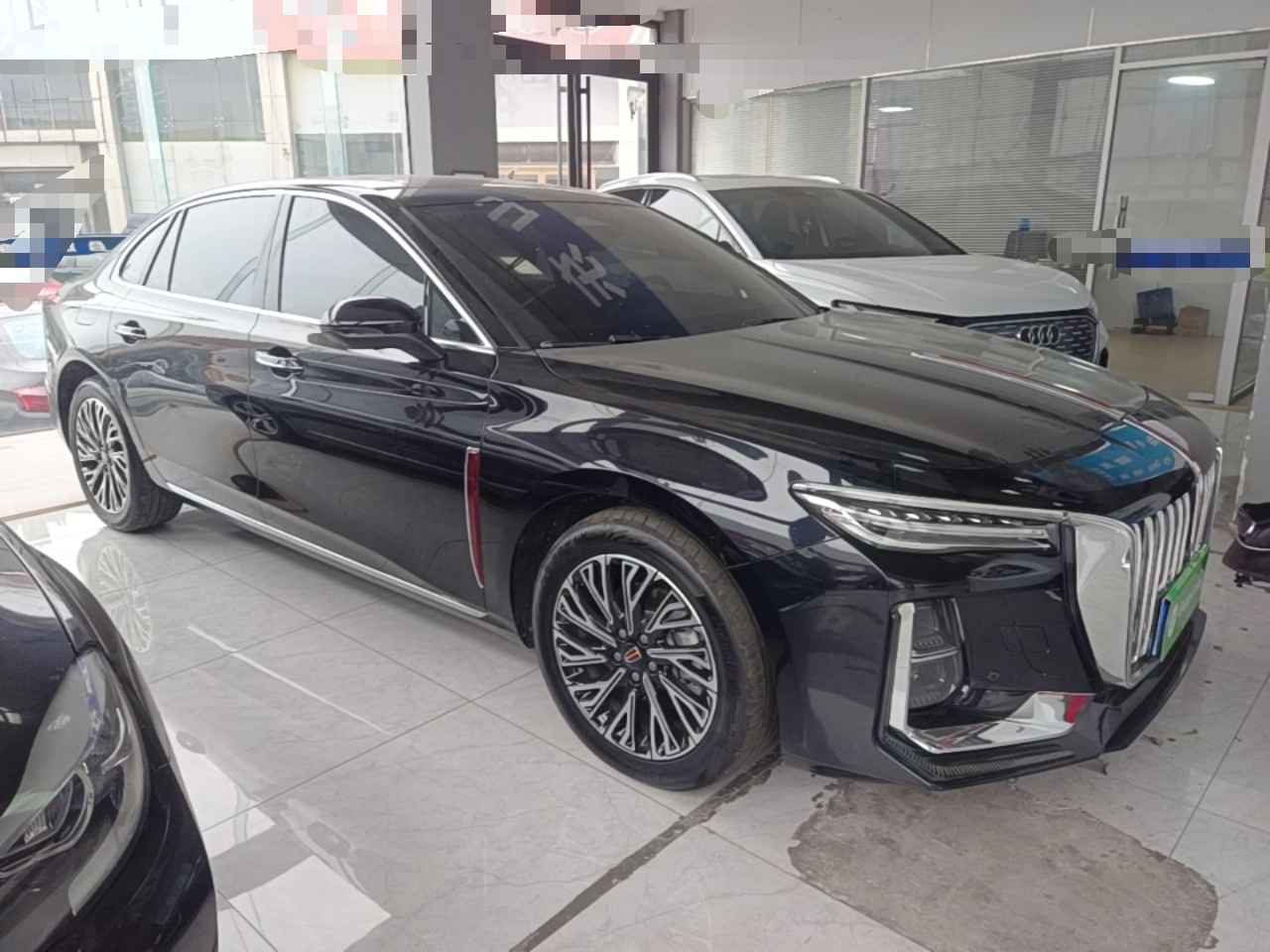 Hongqi H5 2025 2.0T Automatic Flag Edition – 500 000 Units Commemorative Version — снимка 3