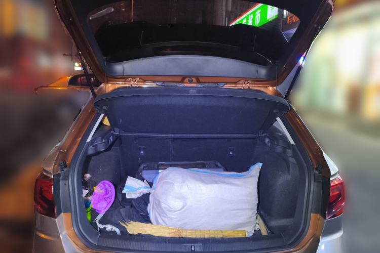 Used Volkswagen C-TREK 2017 230TSI DSG Luxury Model Trunk