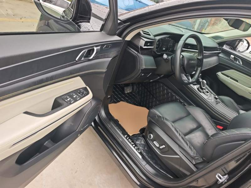 Used Lynk & Co 05 2020 2.0TD Two-Wheel Drive Shine Halo — 15