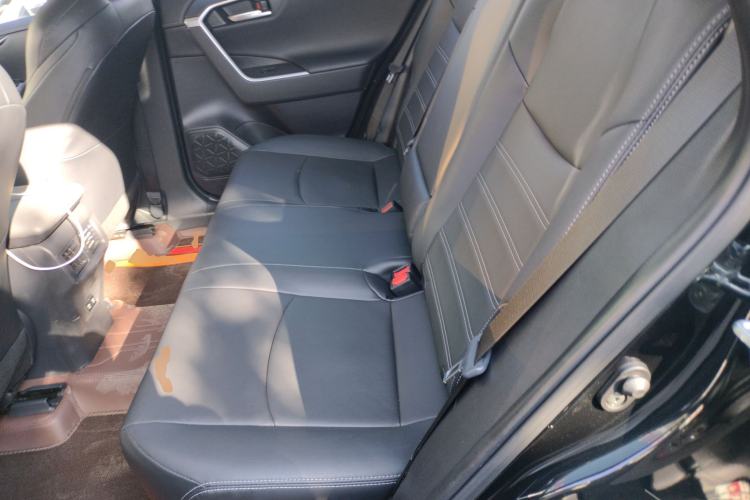 Used Toyota Wildlander 2021 2.0L CVT Two-Wheel Drive Luxury Edition
