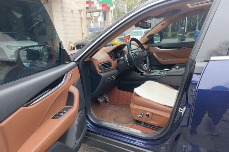 Used Maserati Levante 2021 3.0T Standard Edition Driver Seat