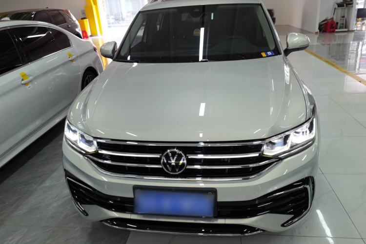 Used Volkswagen Tiguan L 2023 Restyled 330TSI Automatic Two-Wheel Drive R-Line Flagship Edition Front