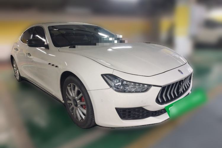 Used Maserati Ghibli 2018 Revised Version 3.0T Standard Edition Front Right 45 Deg