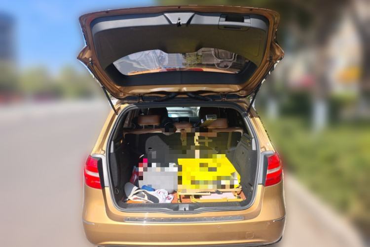 Used Mercedes-Benz B-Class 2012 B 180 Trunk