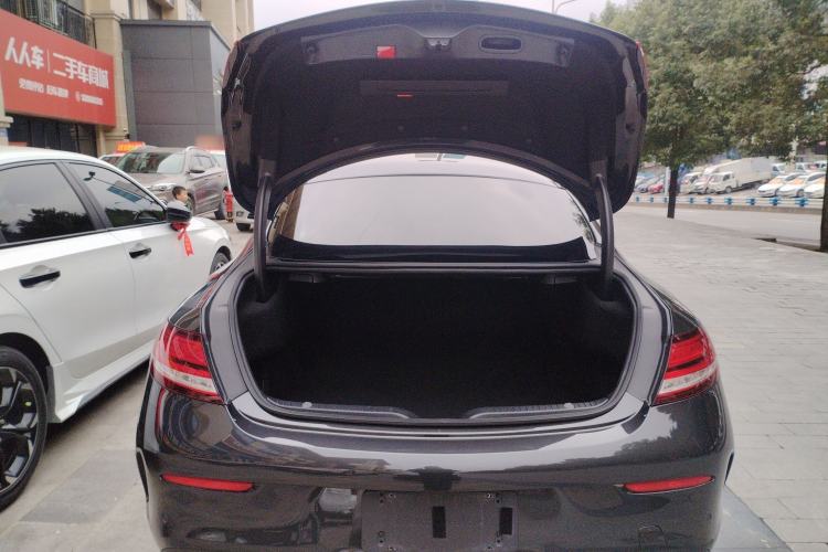 Used Mercedes-Benz C-Class 2022 Refreshed C 260 Coupe Trunk