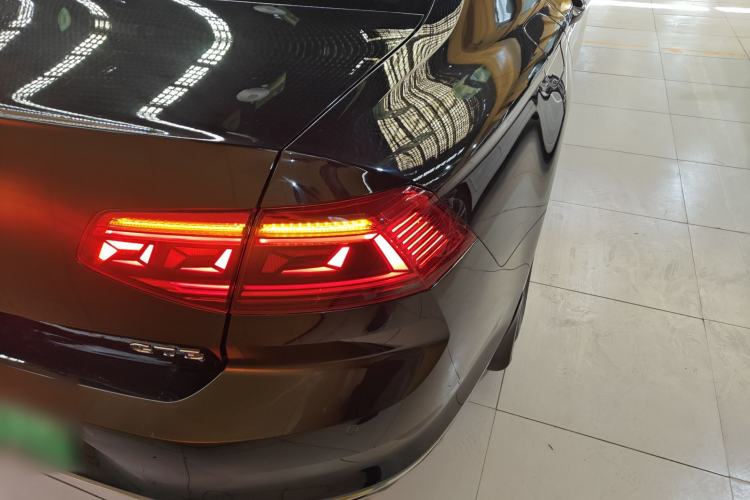 Used Volkswagen Magotan GTE Plug-in Hybrid 2022 GTE Luxury Model