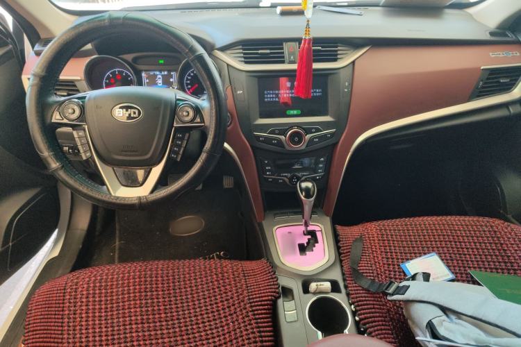 Used BYD G5 2014 1.5TID Automatic Flagship Model