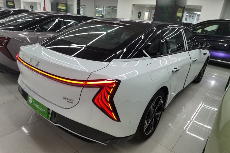 Used Hongqi EH7 2024 640 Pro+ All-Wheel Drive Rear Right 45 Deg