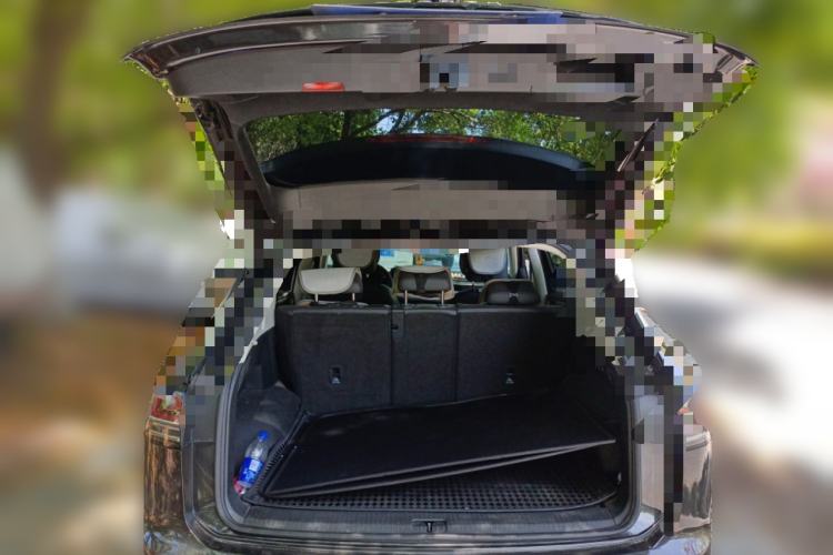 Used Volkswagen Tayron 2024 330TSI Two-Wheel Drive Luxury Plus Advanced Version Trunk