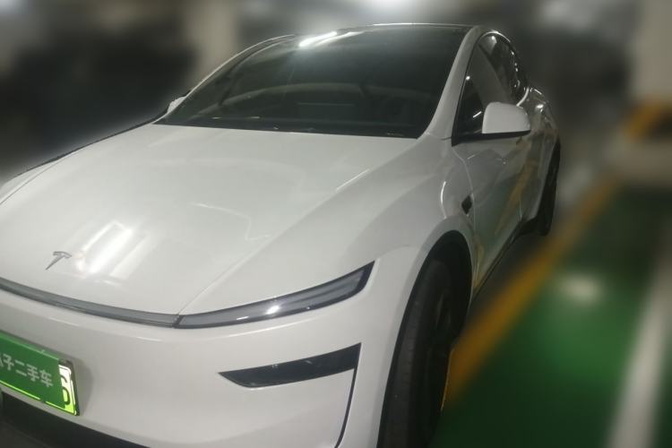 Used Tesla Model Y 2026 Rear-Drive Model