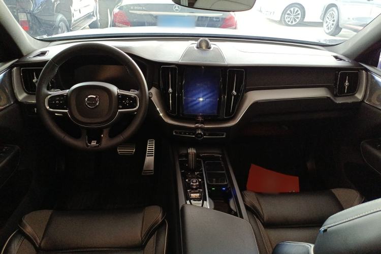 Used Volvo XC60 New Energy 2020 T8 eDrive Hybrid – Smart & Sporty Edition
