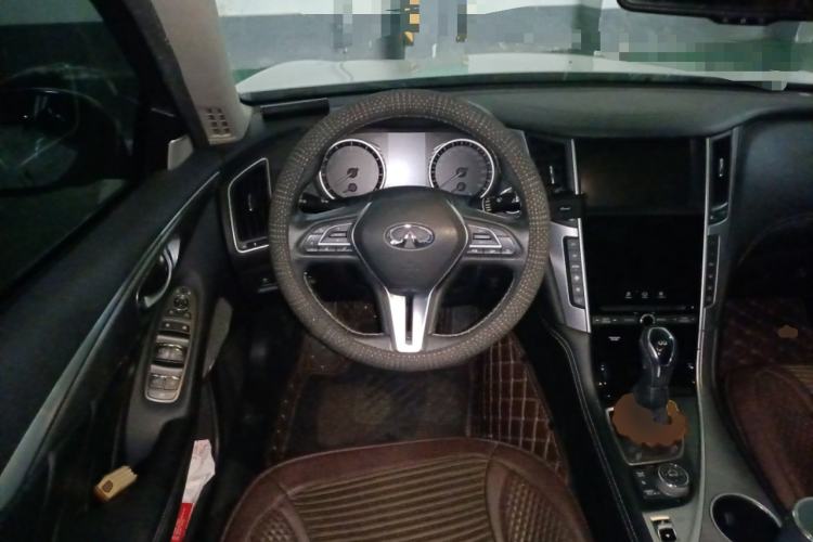 Used Infiniti Q50L 2018 2.0T Enjoyment Version China V Standard
