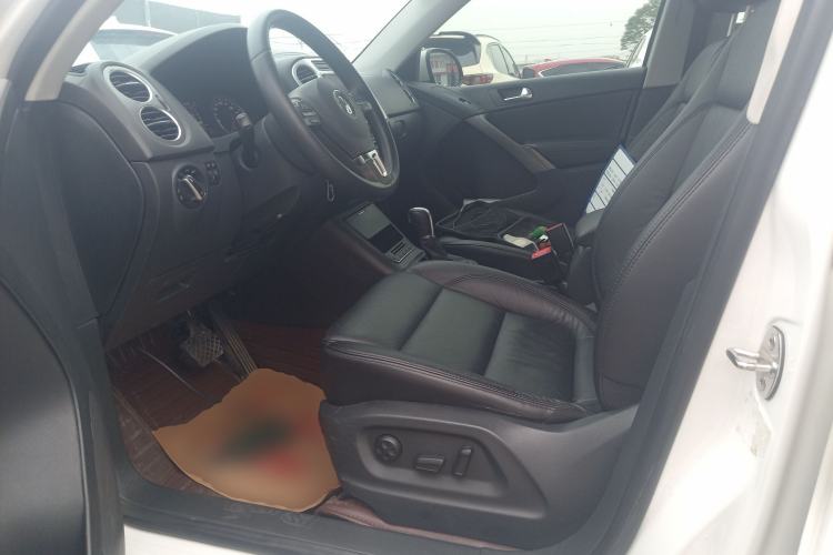 Used Volkswagen Tiguan 2012 1.8TSI Automatic Two-Wheel Drive Trend Edition Left Front Seat