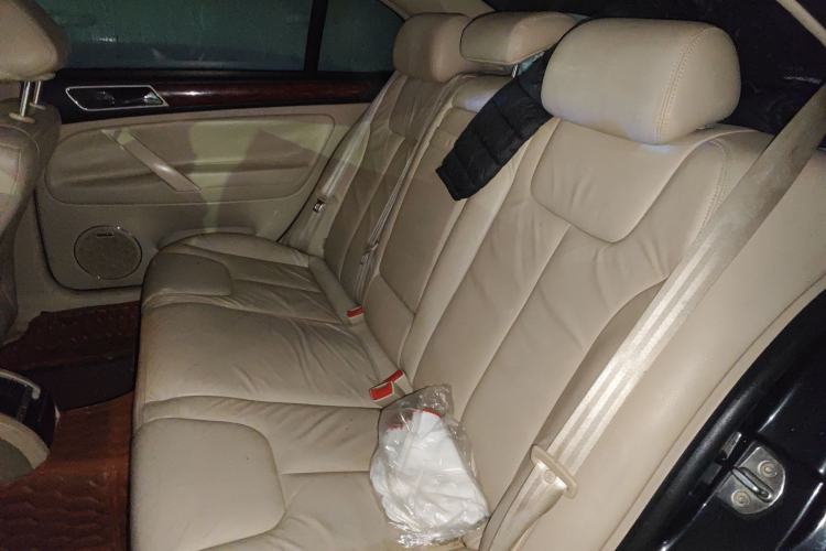 Used Volkswagen Passat 2011 2.0L Manual Luxury Version
