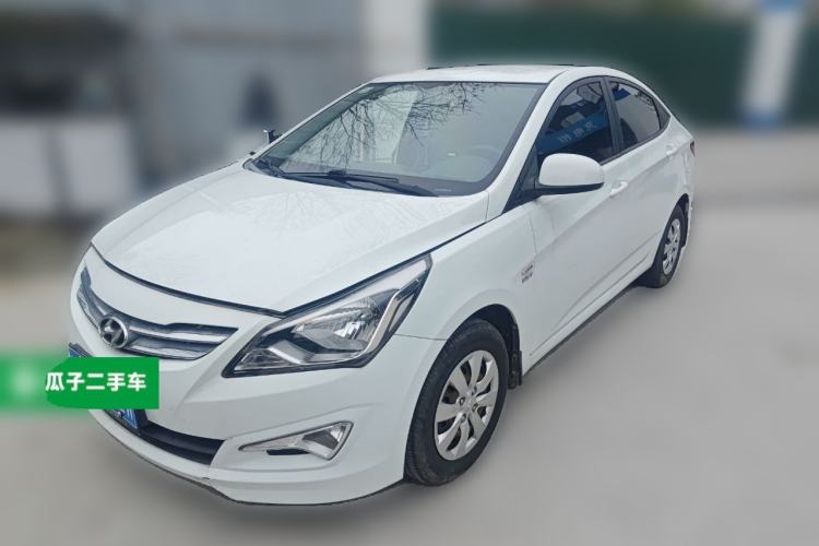 Used Hyundai Verna (older generation) 2014 1.4L Manual Smart GLS Trim