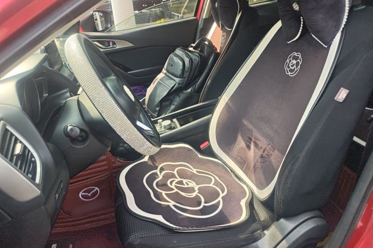 Used Mazda 3 Axela 2017 Sedan 1.5L Automatic Luxury Model Emission Standard China V Left Front Seat