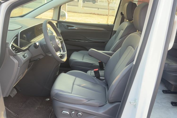 Used Buick GL8 New Energy 2025 Lu Shang Smart Enjoyment Edition 7-Seater