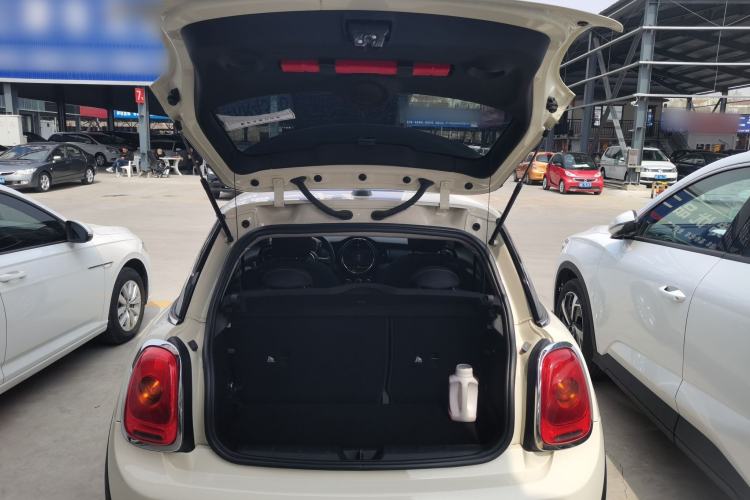 Used MINI 2016 1.2T ONE Pioneer Edition
