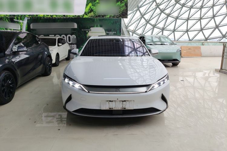 Used BYD Han 2020 EV Long-Range Luxury Model
