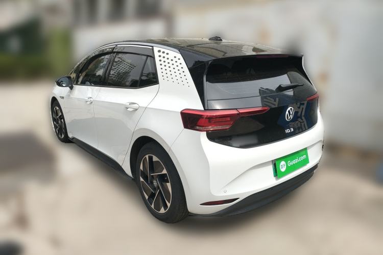 Used Volkswagen ID.3 2024 Pure & Smart Edition Rear Left 45 Deg