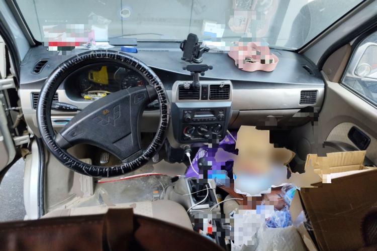 Used Wuling Rongguang 2011 1.2L Base Version
