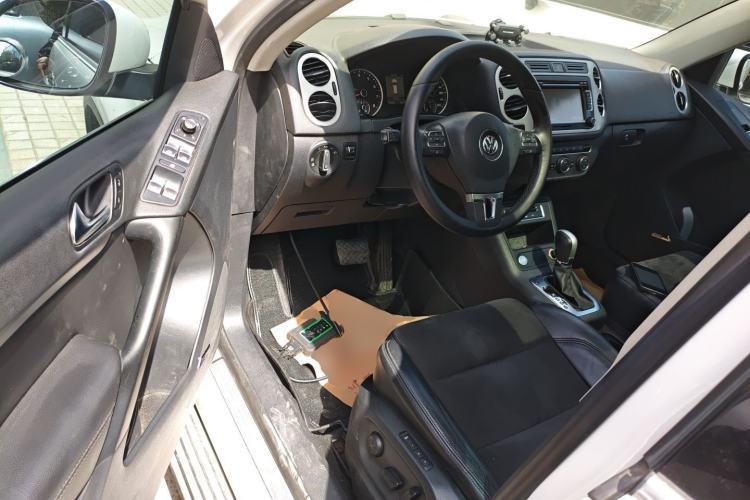 Used Volkswagen Tiguan 2013 2.0 TSI Automatic All-Wheel-Drive Flagship Edition Driver Seat