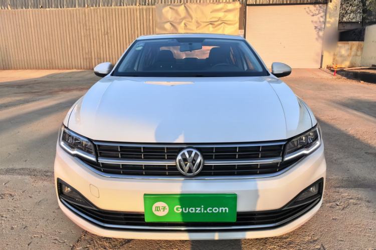 Used Volkswagen Bora 2019 1.5L Manual Comfort Version
