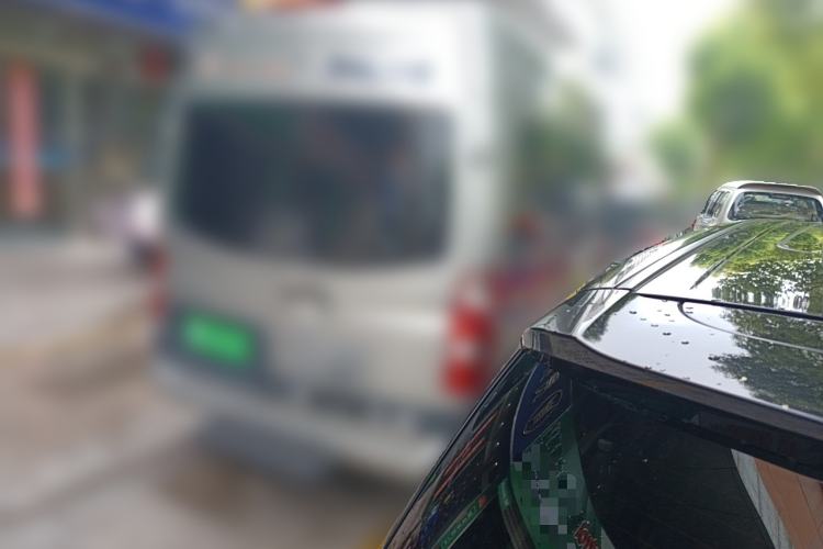 Used Foton Toano 2023 2.0T Automatic Urban Edition Short Wheelbase Mid-Height Design with Single Rear Tire—Available in 5/6/9-Seater Configurations
