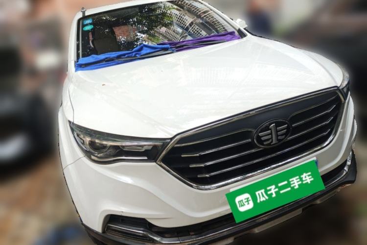 Used Bestune X40 2019 1.6L Manual Luxury Edition China VI Front Right 45 Deg