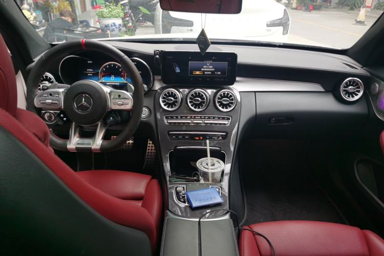 Used Mercedes-Benz C-Class AMG 2019 AMG C 43 4MATIC Coupe Center Console