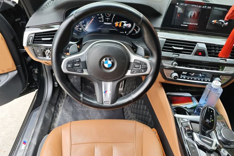 Used BMW 5 Series 2018 Restyled 530Li Luxury Edition M Sport Package
