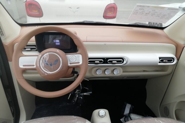 Used Wuling Hongguang MINIEV 2024 3rd Generation 215km Youth Edition
