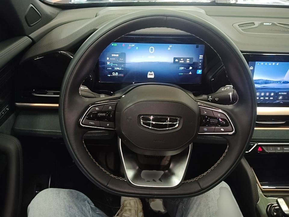 Geely Auto Monjaro L 2021 2.0TD DCT EVO Two-Wheel Drive Prestige Version — снимка 13